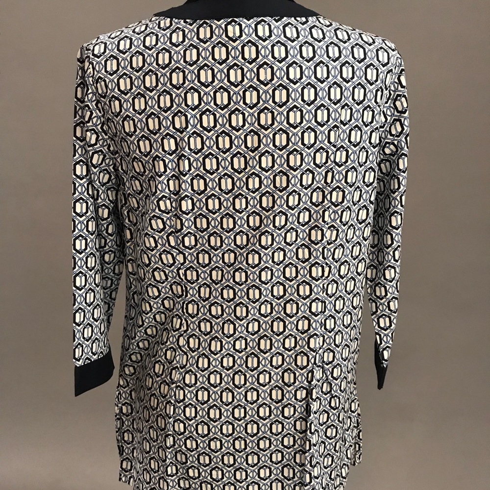 Tunic - Picture 2 of 5